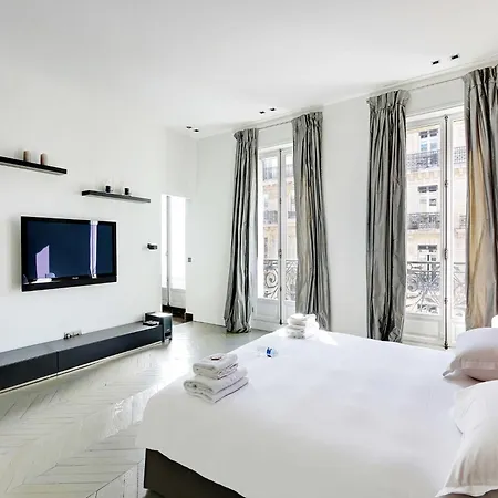 Elegant Aprt- 2bdr 4p Close To The Champs Elysees * Paris