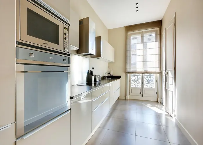 Elegant Aprt- 2bdr 4p Close To The Champs Elysees 公寓